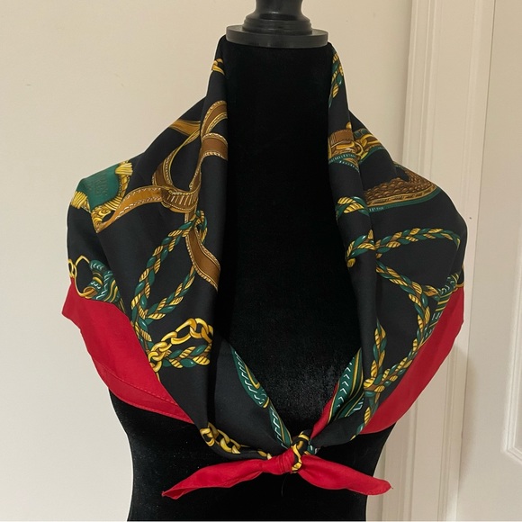 Gorgeous silk horse bit scarf - Picture 2 of 3